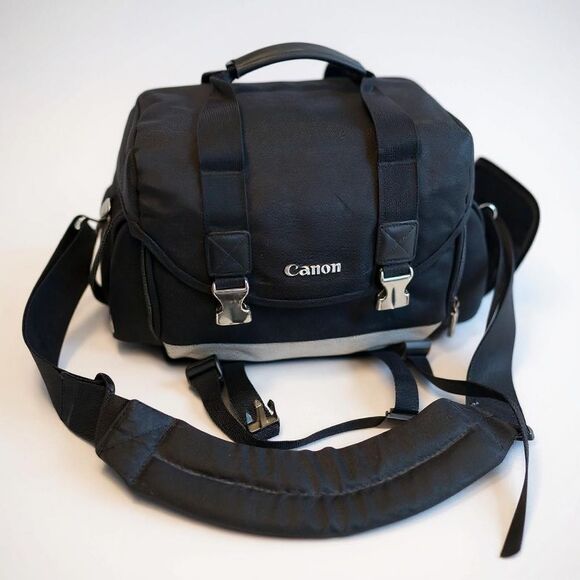Canon Black Sling Camera Bag - Picture 1 of 16